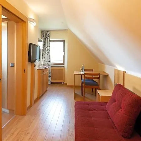 Отель Avenon Privathotel Schwaiger Hof 3*